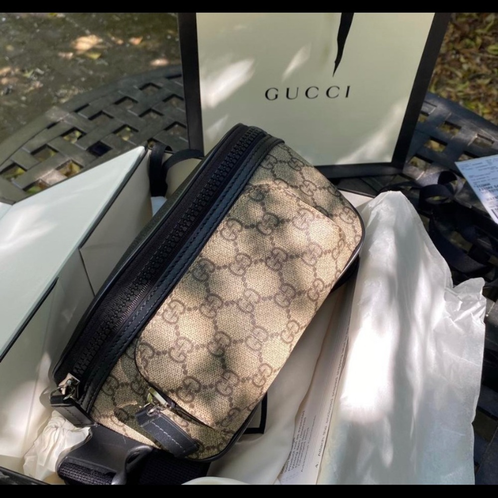 Gucci Beige GG Supreme Canvas Crossbody with Black Trim